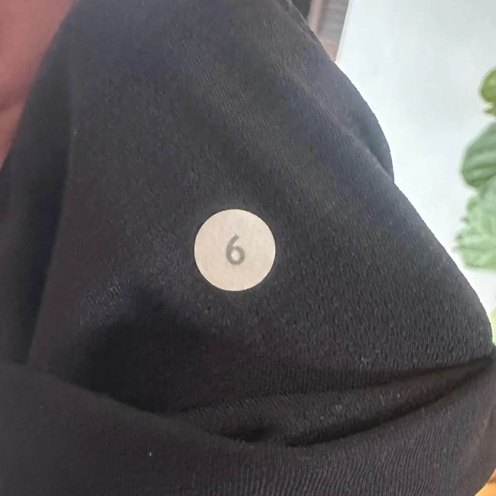 Lululemon Black Leggings - Picture 11 of 11